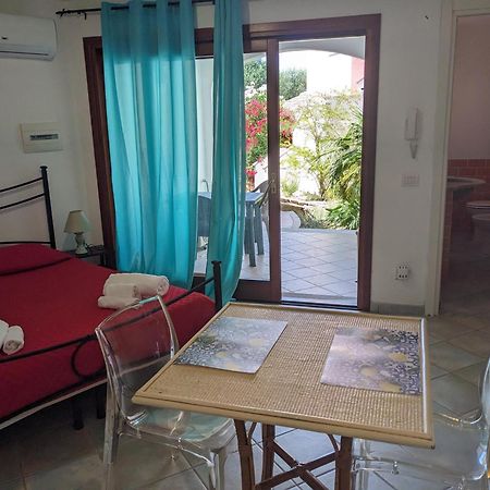 Aparthotel Residenze Il Girasole Golfo Aranci Exterior foto