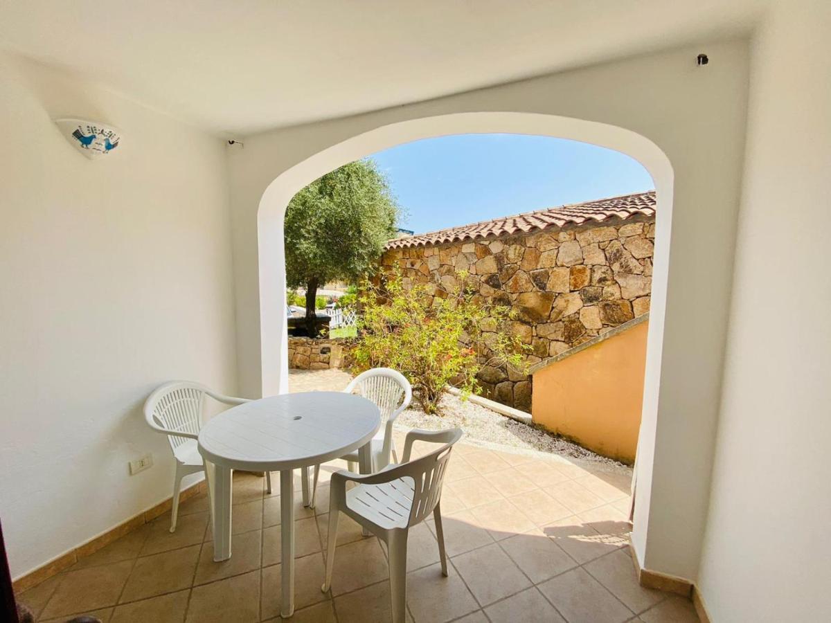 Aparthotel Residenze Il Girasole Golfo Aranci Exterior foto