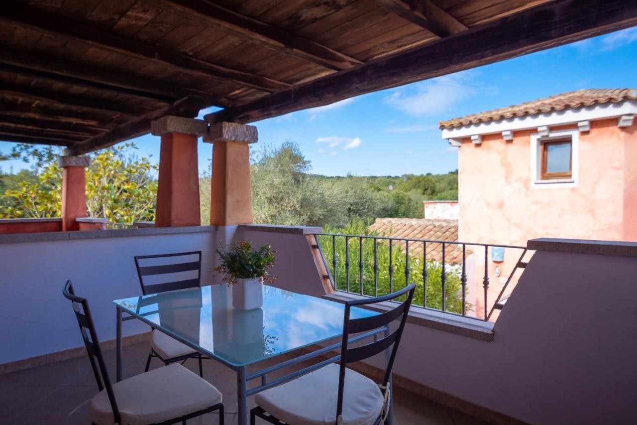 Aparthotel Residenze Il Girasole Golfo Aranci Exterior foto