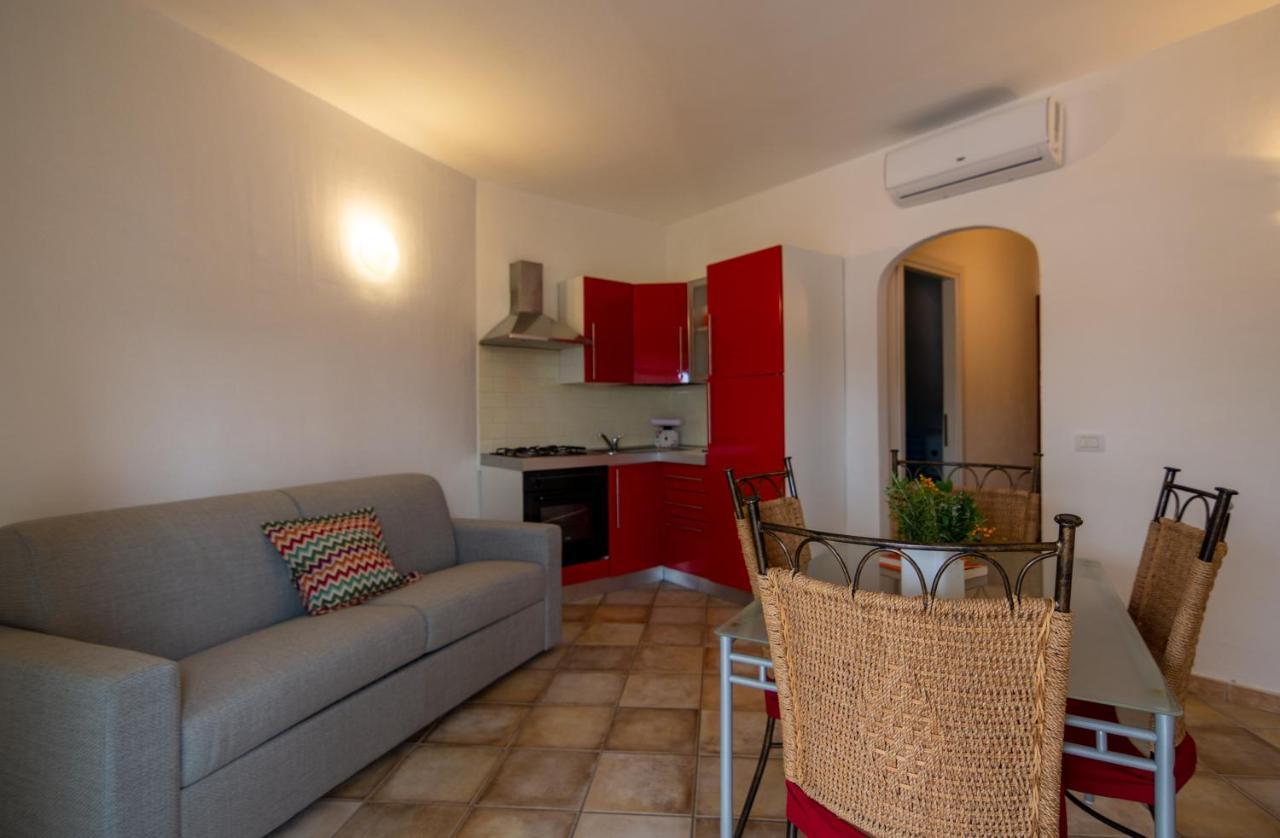 Aparthotel Residenze Il Girasole Golfo Aranci Exterior foto