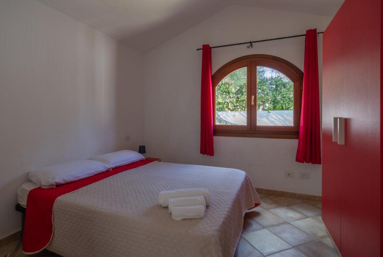 Aparthotel Residenze Il Girasole Golfo Aranci Exterior foto