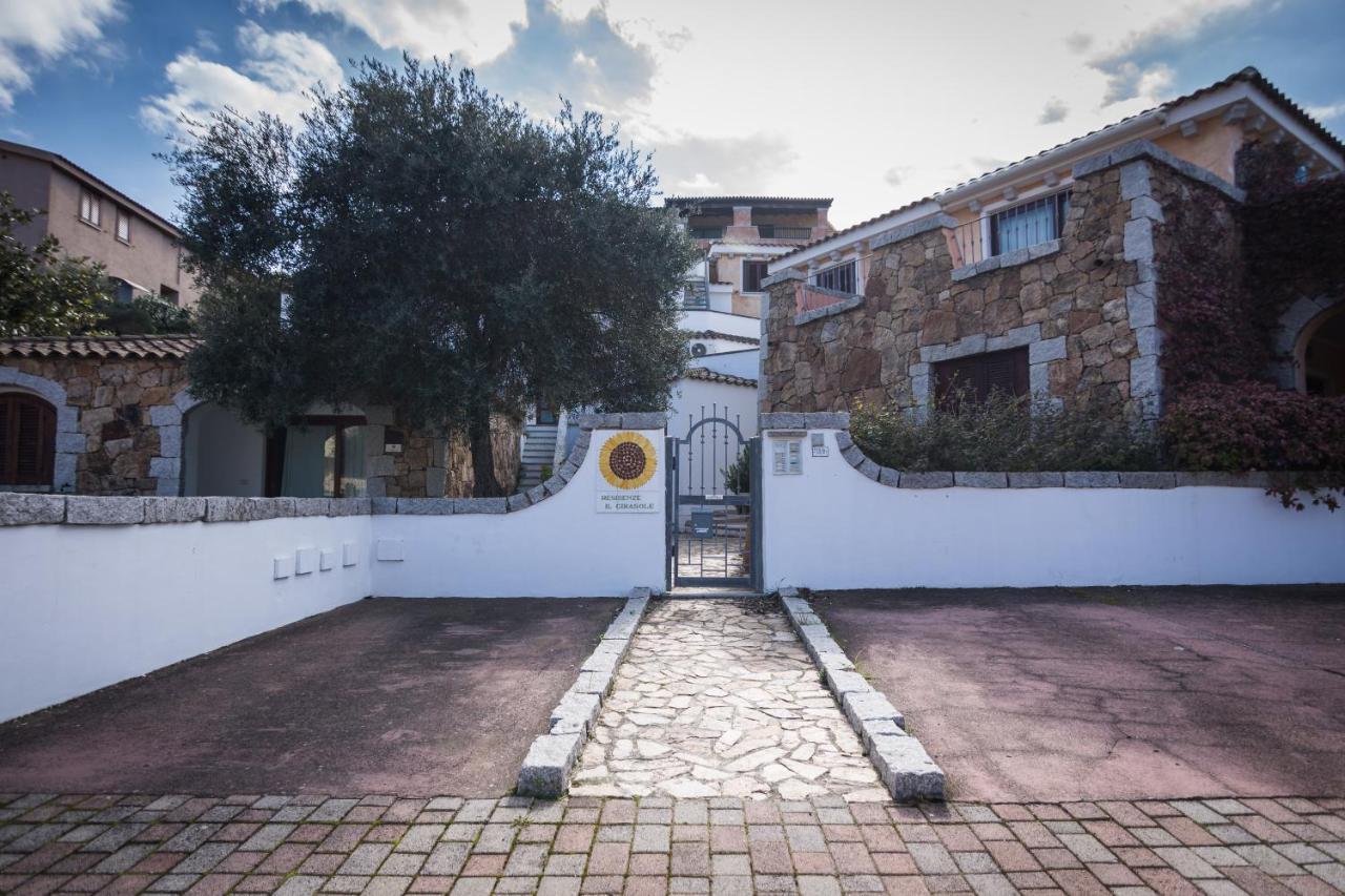 Aparthotel Residenze Il Girasole Golfo Aranci Exterior foto