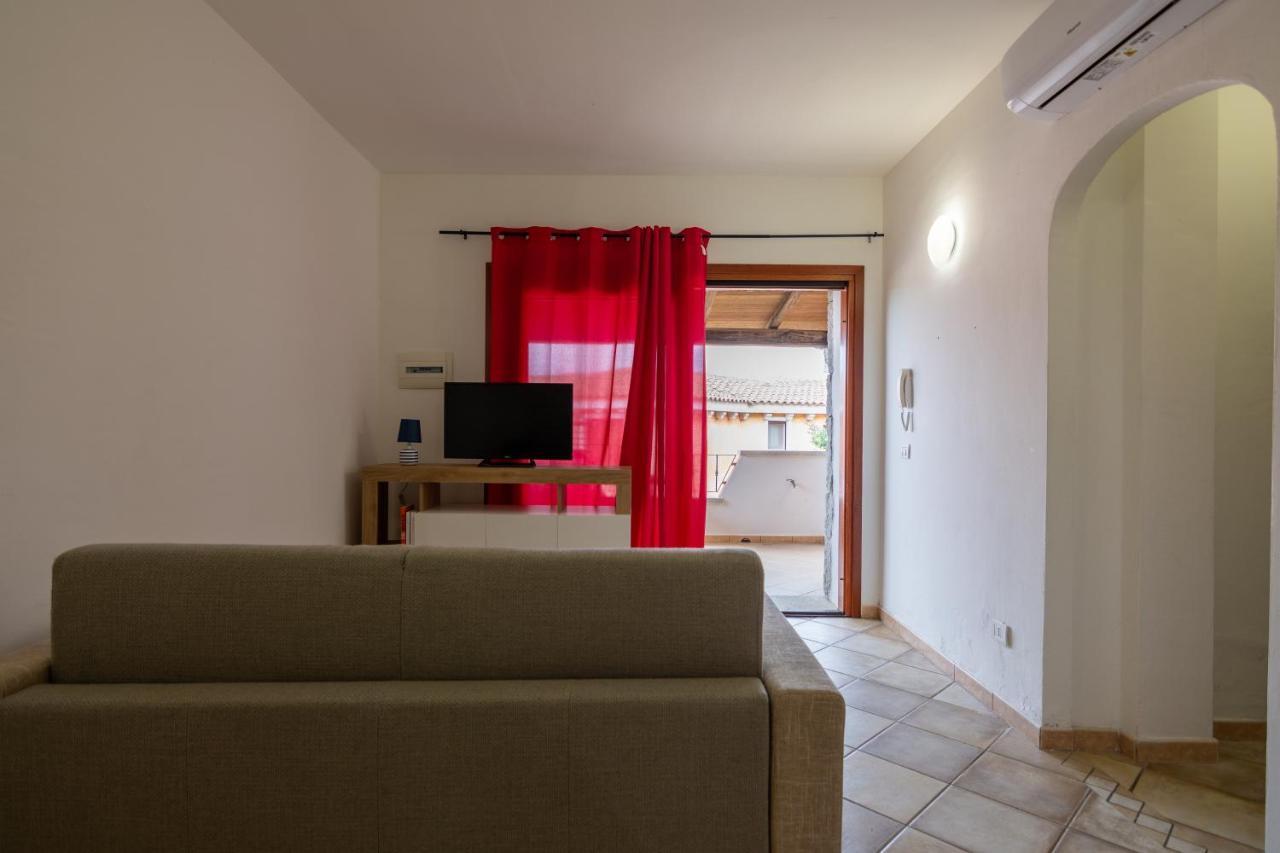 Aparthotel Residenze Il Girasole Golfo Aranci Exterior foto
