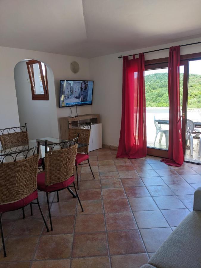Aparthotel Residenze Il Girasole Golfo Aranci Exterior foto