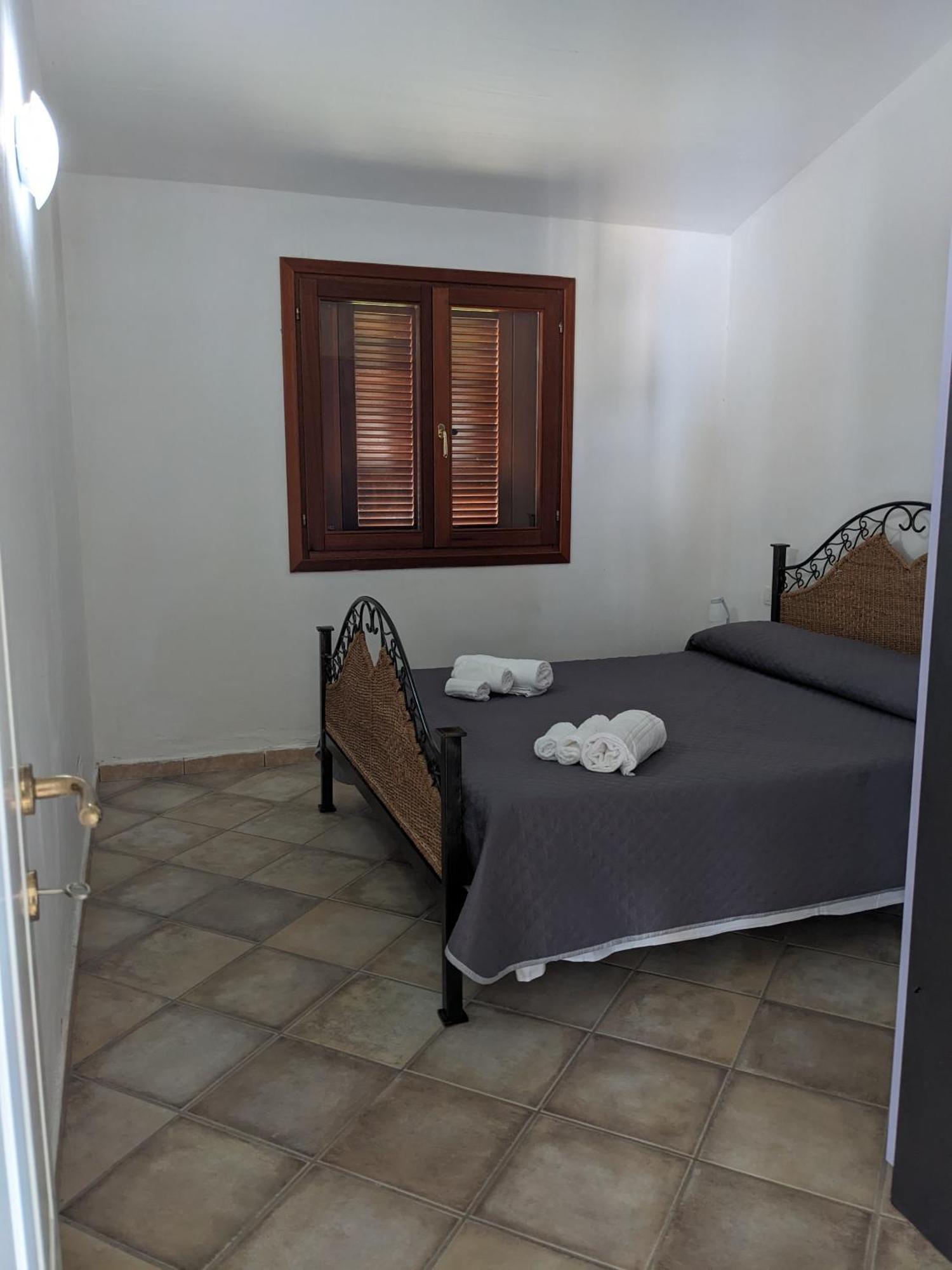 Aparthotel Residenze Il Girasole Golfo Aranci Zimmer foto